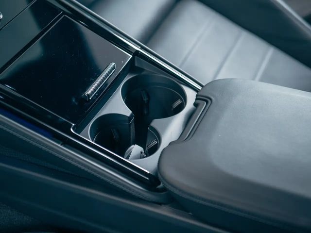 Porsche Panamera 4 E-Hybrid