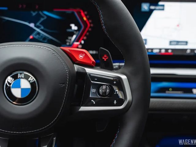 BMW M5 Touring PANORAMA AHK B&W COMFORT-PAKET ALLBLACK