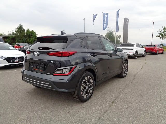 Hyundai Kona 64 kWh Electric