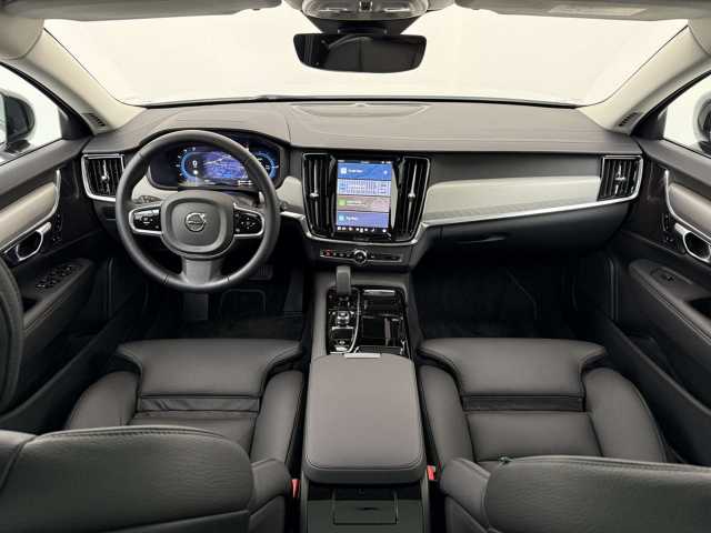 Volvo V90 AWD Dark Plus Recharge T6