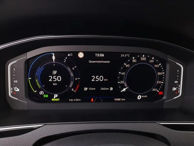 Volkswagen Passat DSG GTE Variant