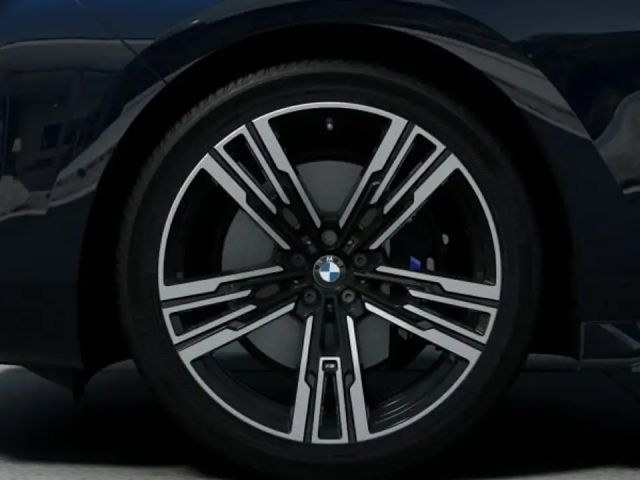BMW 740 740d M-Sport Sedan xDrive
