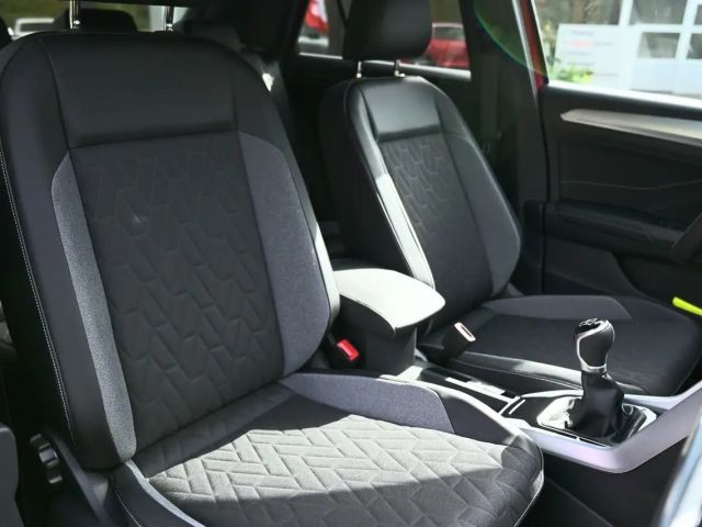 Volkswagen T-Roc 1.0 TSI Plus