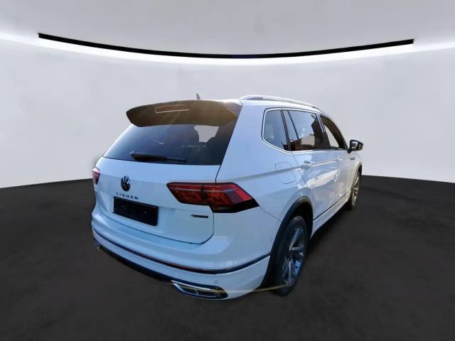 Volkswagen Tiguan 4Motion Allspace DSG R-Line