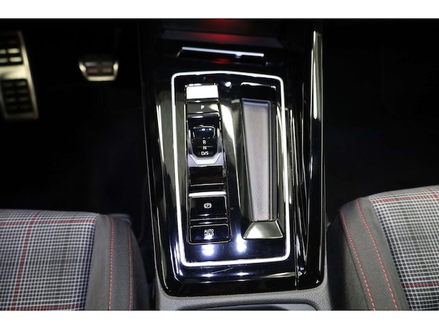 Volkswagen Golf 2.0 TSI