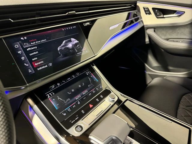 Audi Q8 55 TFSI Hybride Quattro