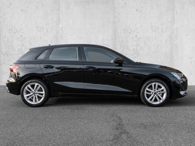Audi A3 30 TFSI Sedan Sportback