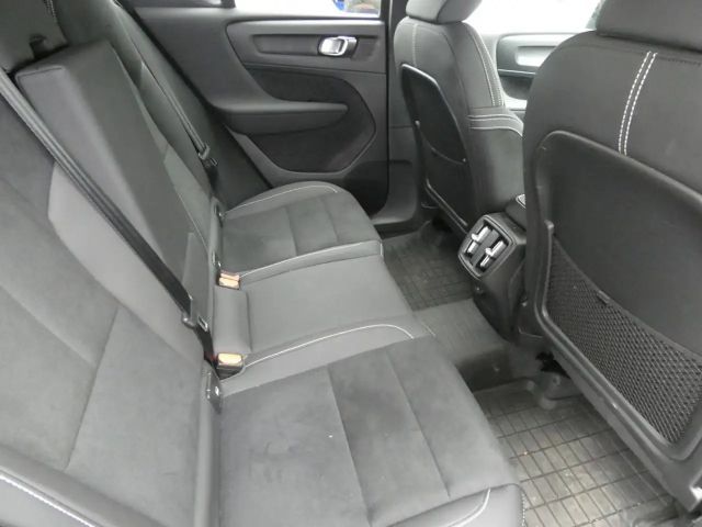 Volvo XC40 Dark Plus