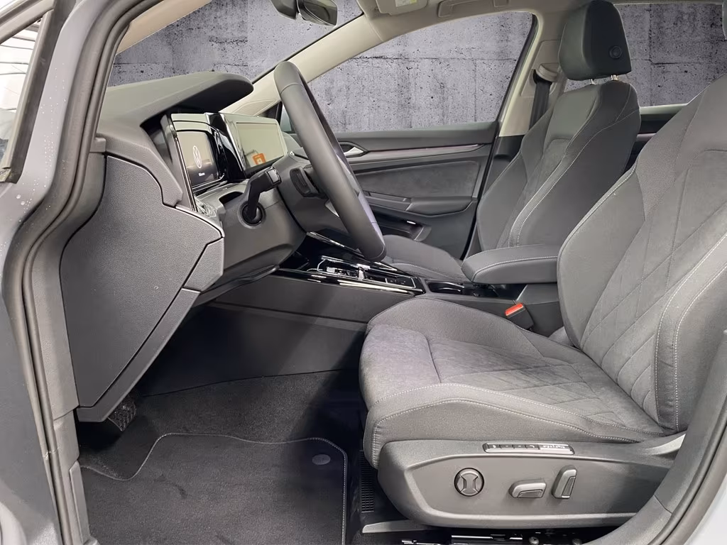 Volkswagen Golf Style