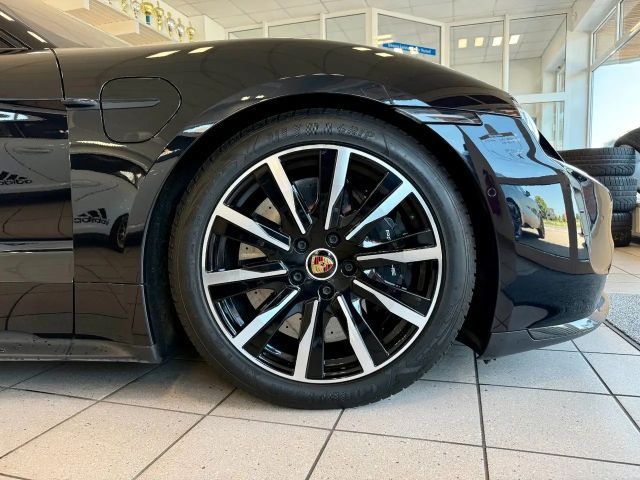 Porsche Taycan S Turbo
