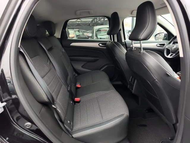 Renault Arkana TCe 140