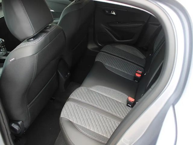 Peugeot 208 Allure Pack PureTech