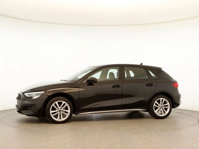 Audi A3 30 TDI Sedan