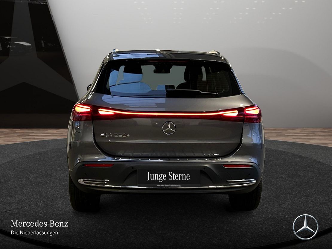 Mercedes-Benz EQA 250