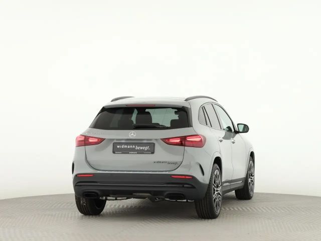 Mercedes-Benz GLA 200 AMG Line