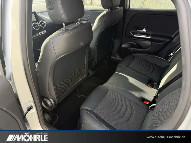 Mercedes-Benz GLA 200 Progressive