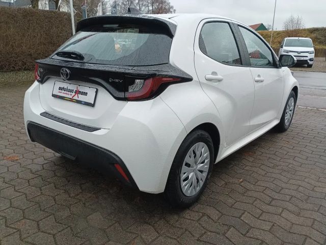 Toyota Yaris Business