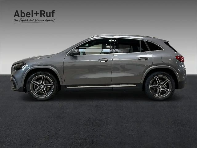 Mercedes-Benz GLA 200 AMG Line GLA 200 d