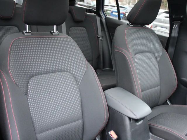 Ford Focus ST Line Wagon