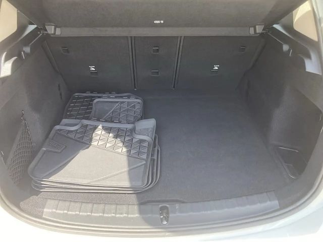 BMW 218 218d Active Tourer Sedan