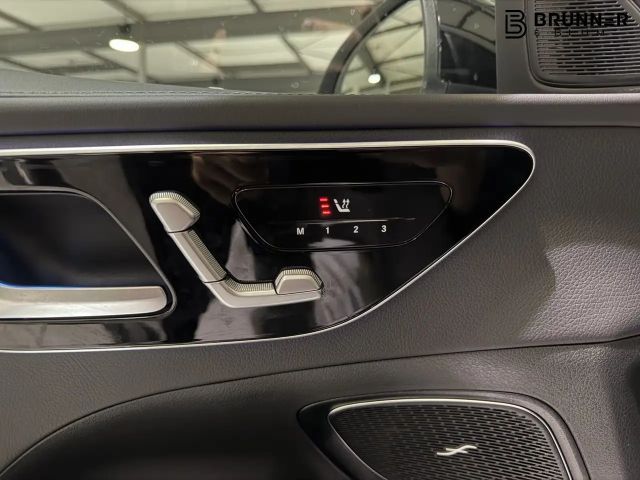 Mercedes-Benz C 220 AMG Line C 220 d Sedan