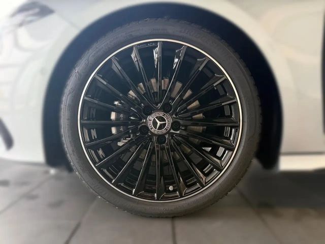 Mercedes-Benz A 180 AMG Line Coupé