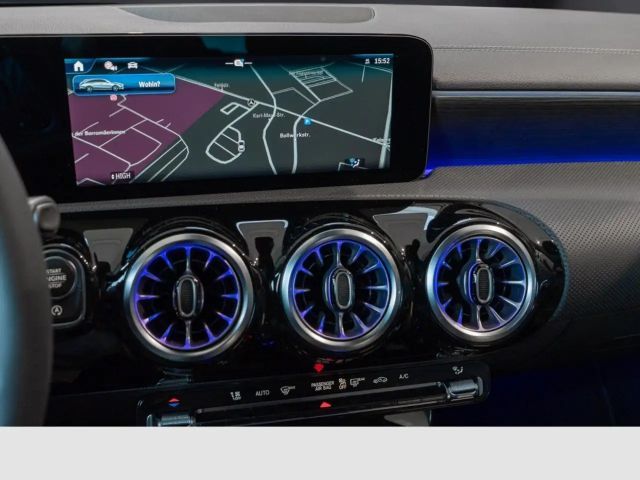 Mercedes-Benz CLA 200 Shooting Brake