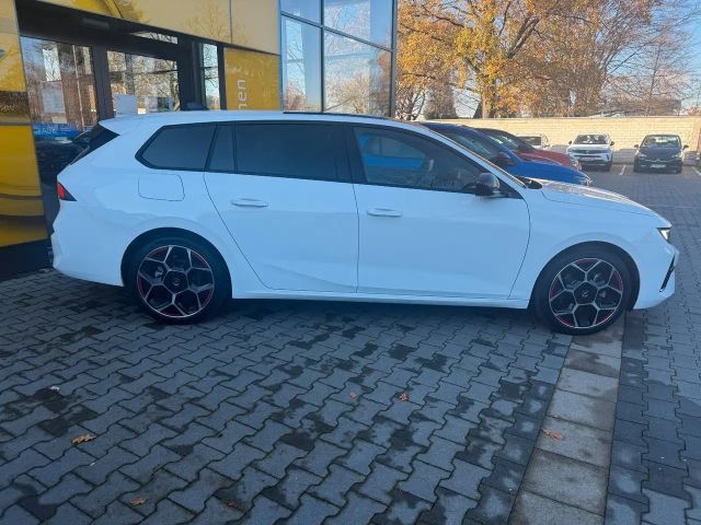 Opel Astra Sports Tourer Ultimate