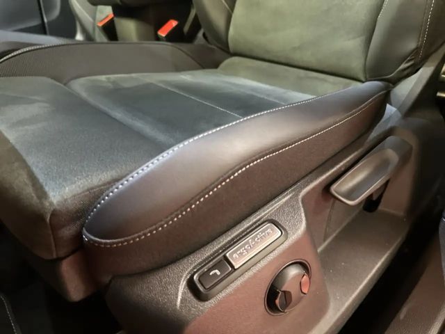 Volkswagen T-Roc 1.5 TSI DSG R-Line