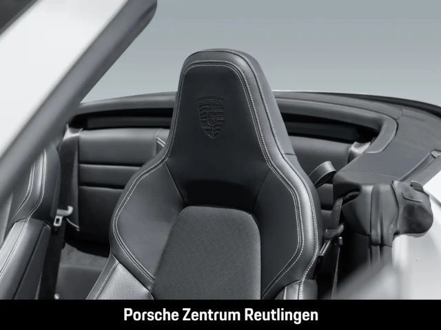 Porsche 992 Cabrio Carrera