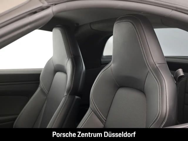 Porsche 992 4 Coupé GTS Targa