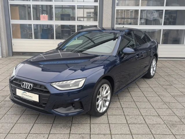Audi A4 40 TDI Business Sedan
