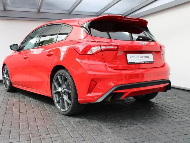 Ford Focus Limited ST Line