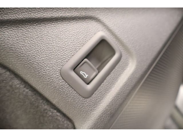 Volkswagen Passat 2.0 TDI R-Line Variant