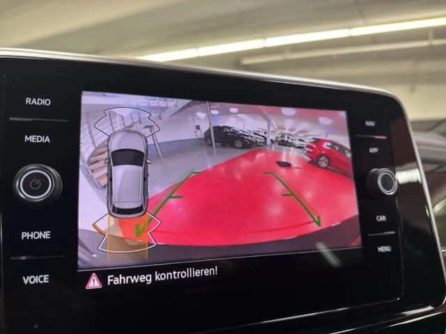 Volkswagen T-Roc 1.5 TSI DSG R-Line