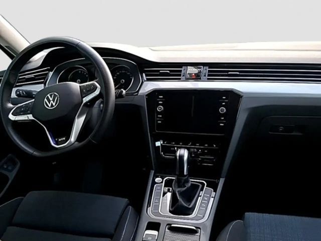 Volkswagen Passat GTE IQ.Drive Variant