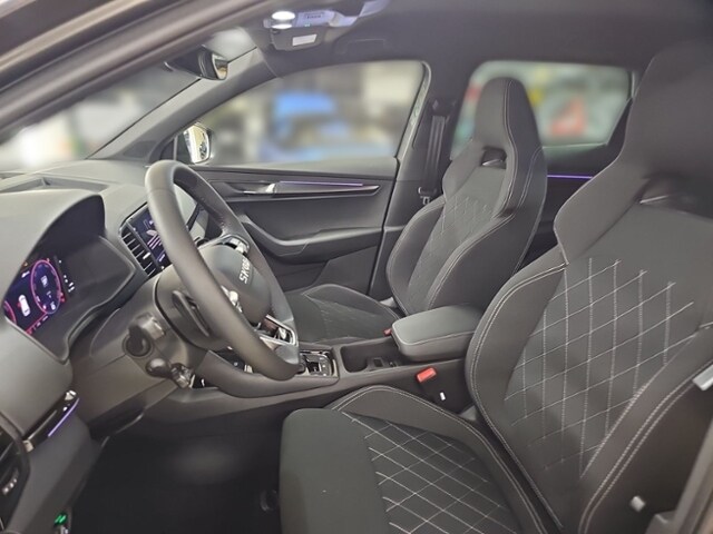 Skoda Karoq 1,5 TSI DSG MATRIX AHK EL-HK PDC ACC