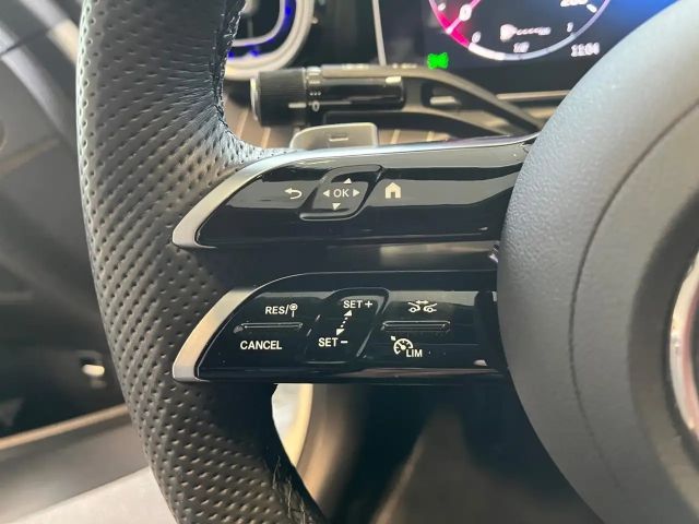 Mercedes-Benz C 180 AMG Line Sedan