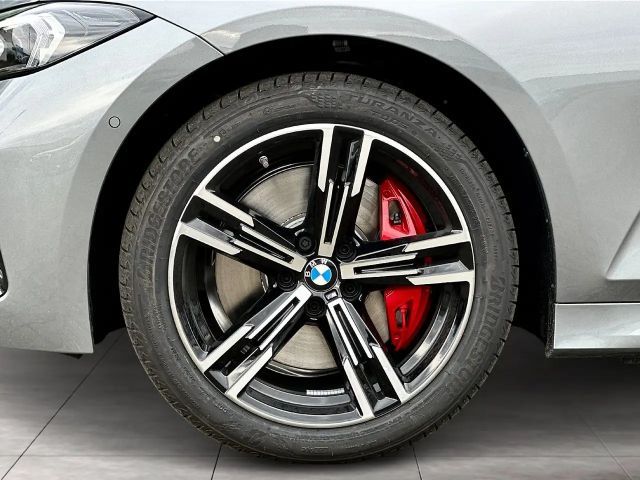 BMW 320 320i M-Sport Sedan