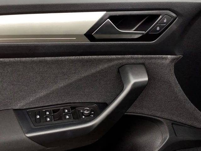 Volkswagen T-Roc 1.5 TSI DSG Move