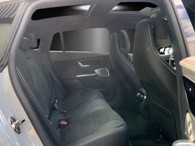 Mercedes-Benz EQE 43 AMG Line Sedan