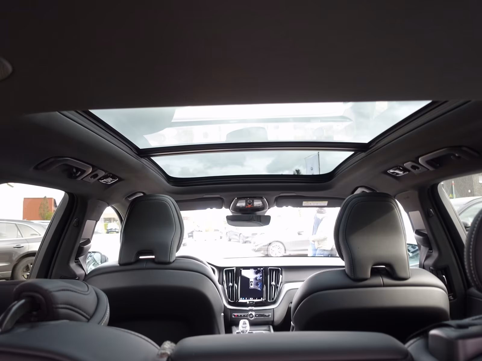 Volvo XC60 AWD Plus T6