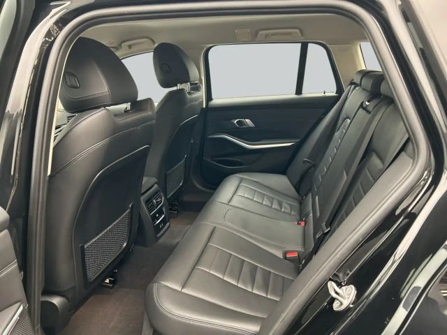 BMW 320 320e Touring