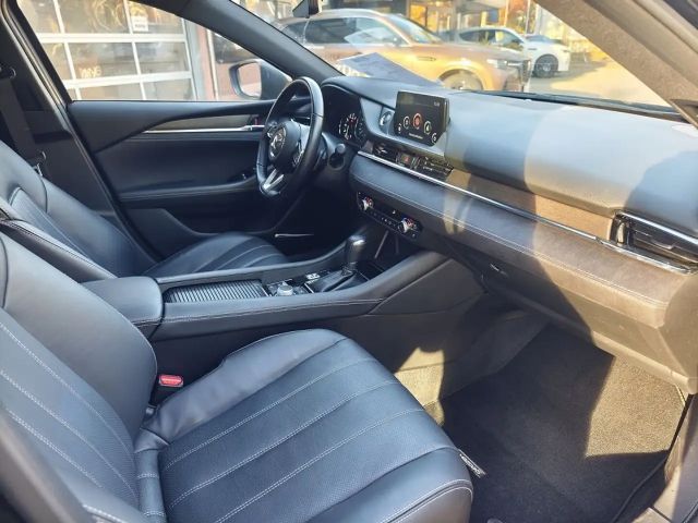 Mazda 6 2.5L SkyActiv Takumi