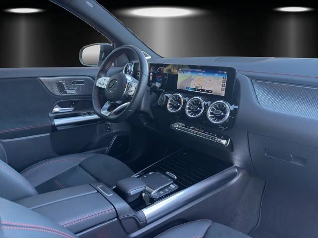 Mercedes-Benz EQA 350 4MATIC AMG Line