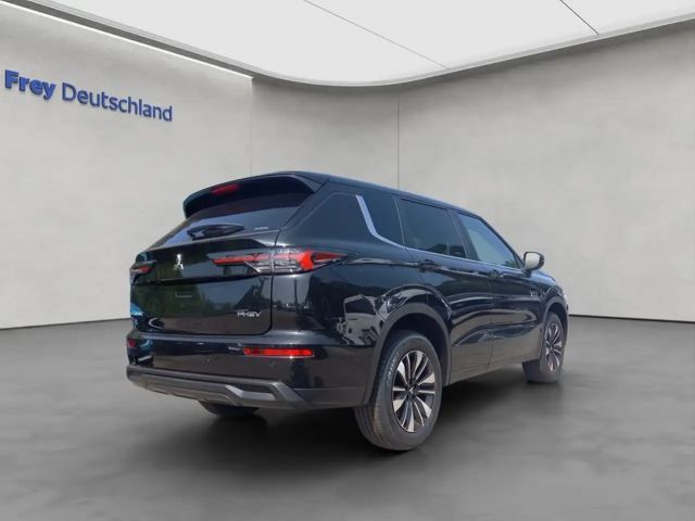 Mitsubishi Outlander 4WD PHEV