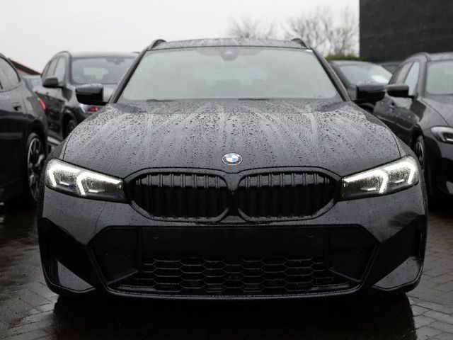 BMW 320 320d M-Sport Touring