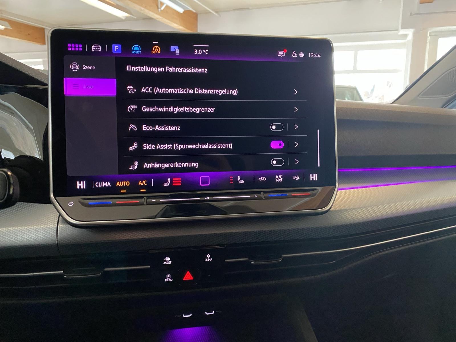 Volkswagen Golf 1.5 eTSI BMT DSG Golf VIII Life