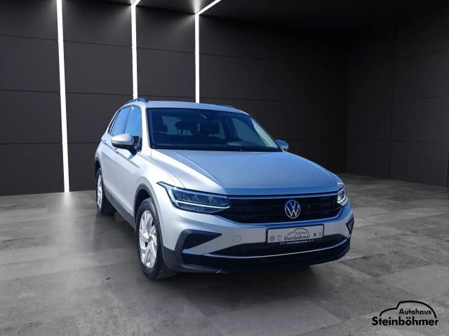 Volkswagen Tiguan DSG Life