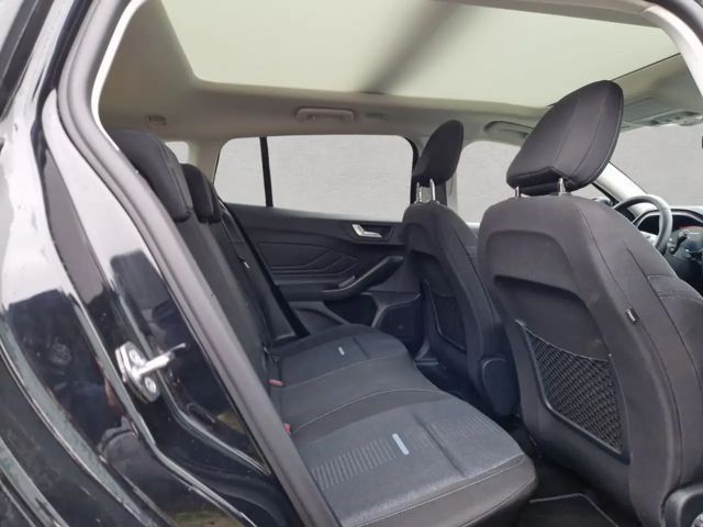 Ford Focus Active EcoBoost Wagon